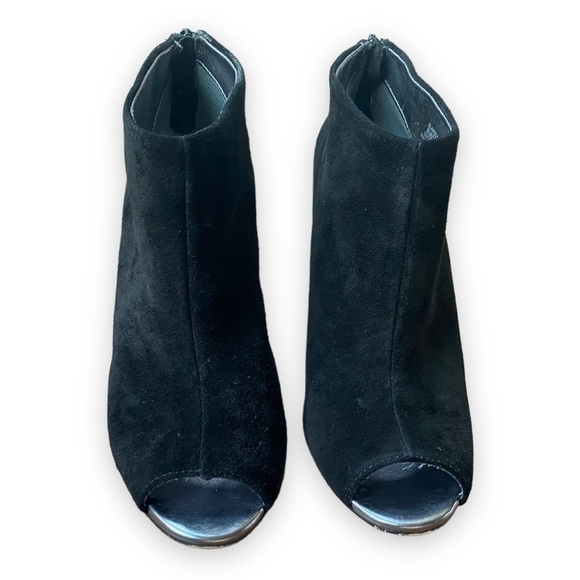 JULIANNE Hough for Sole Society Angela Black Suede Peep Toe Booties - Picture 5 of 16